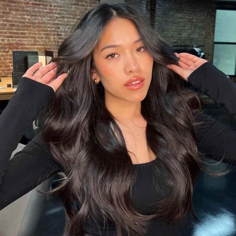 Long Wavy Black Hair With Face-Framing Invisible Layers
