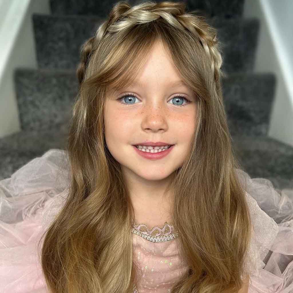Long Bronde Wavy Hair With Crown Braid