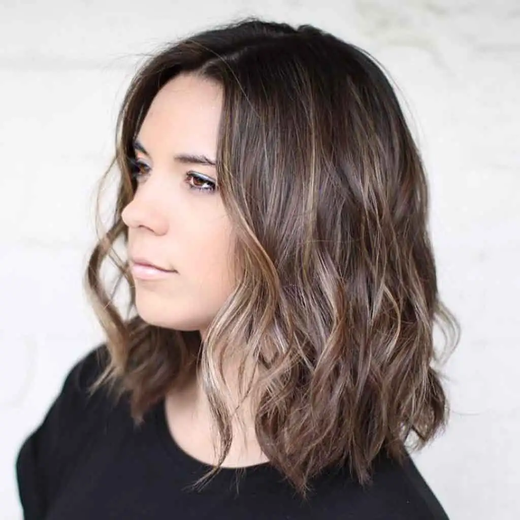 Short Wavy California Brunette