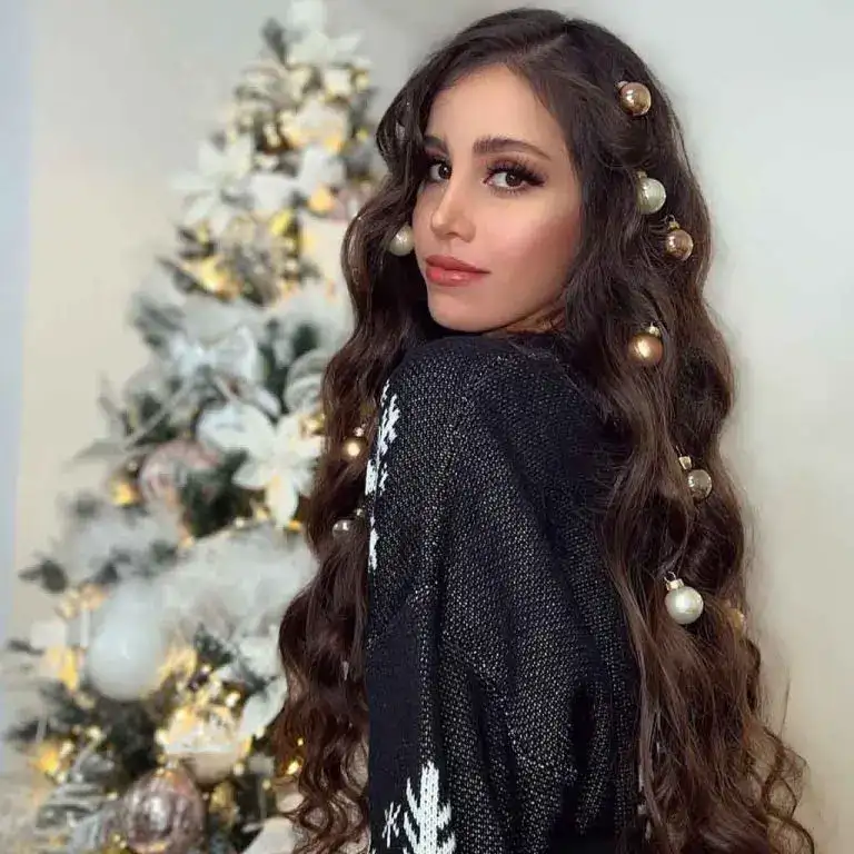 Very Long Dark Brown Wavy Hair With Christmas Ornaments