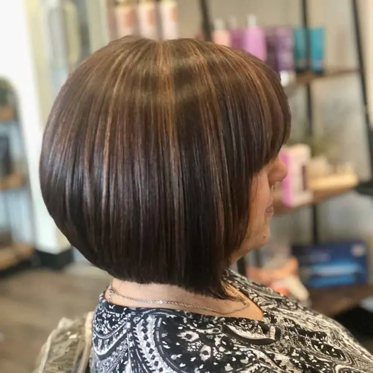 Fluffy Bob Cut With Brown and Caramel Highlights
