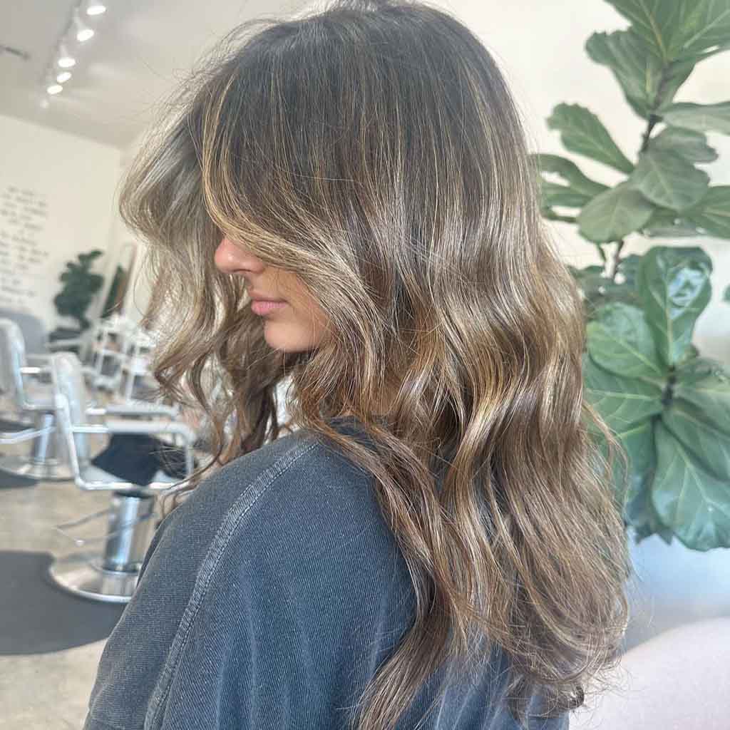Glossy Wavy California Brunette