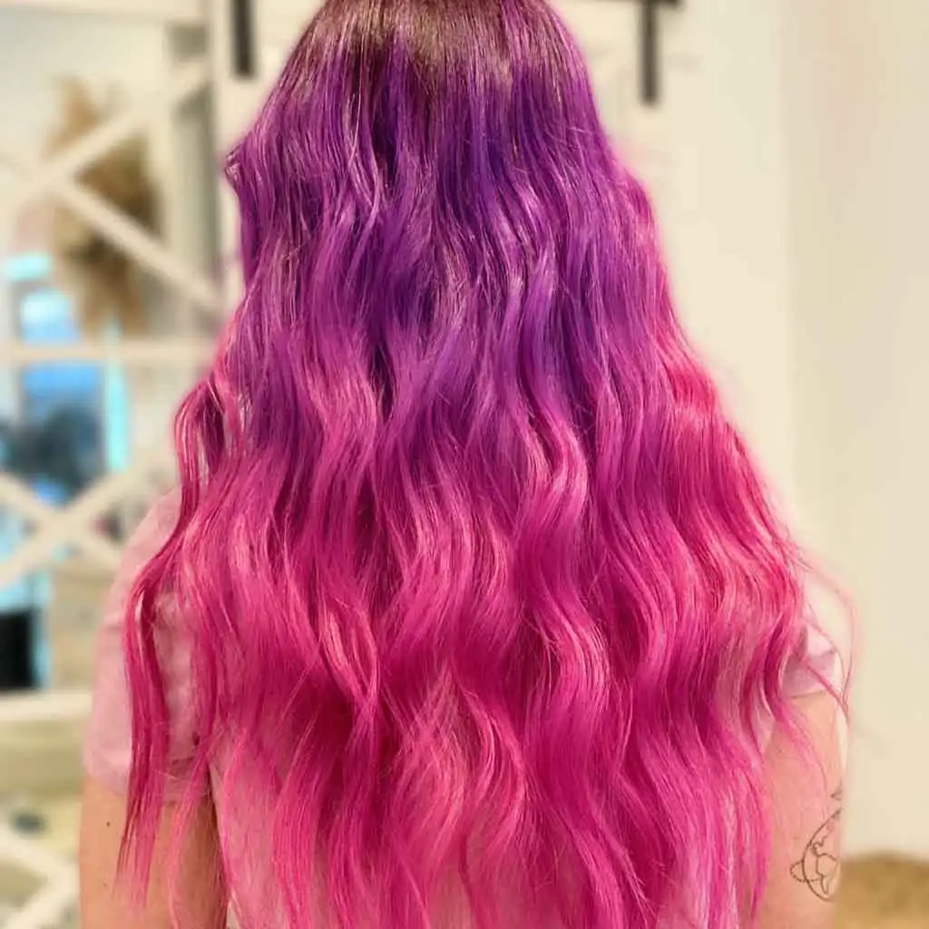 Long Beachy Waves With Berry Shades Highlights
