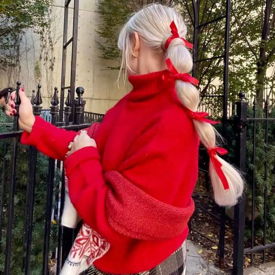 Long Bleached Blonde Bubble Ponytail With Ribbons