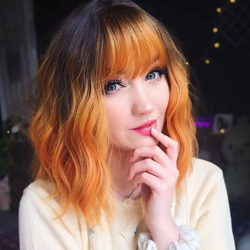Amber Black Wavy Medium Hair With Bangs