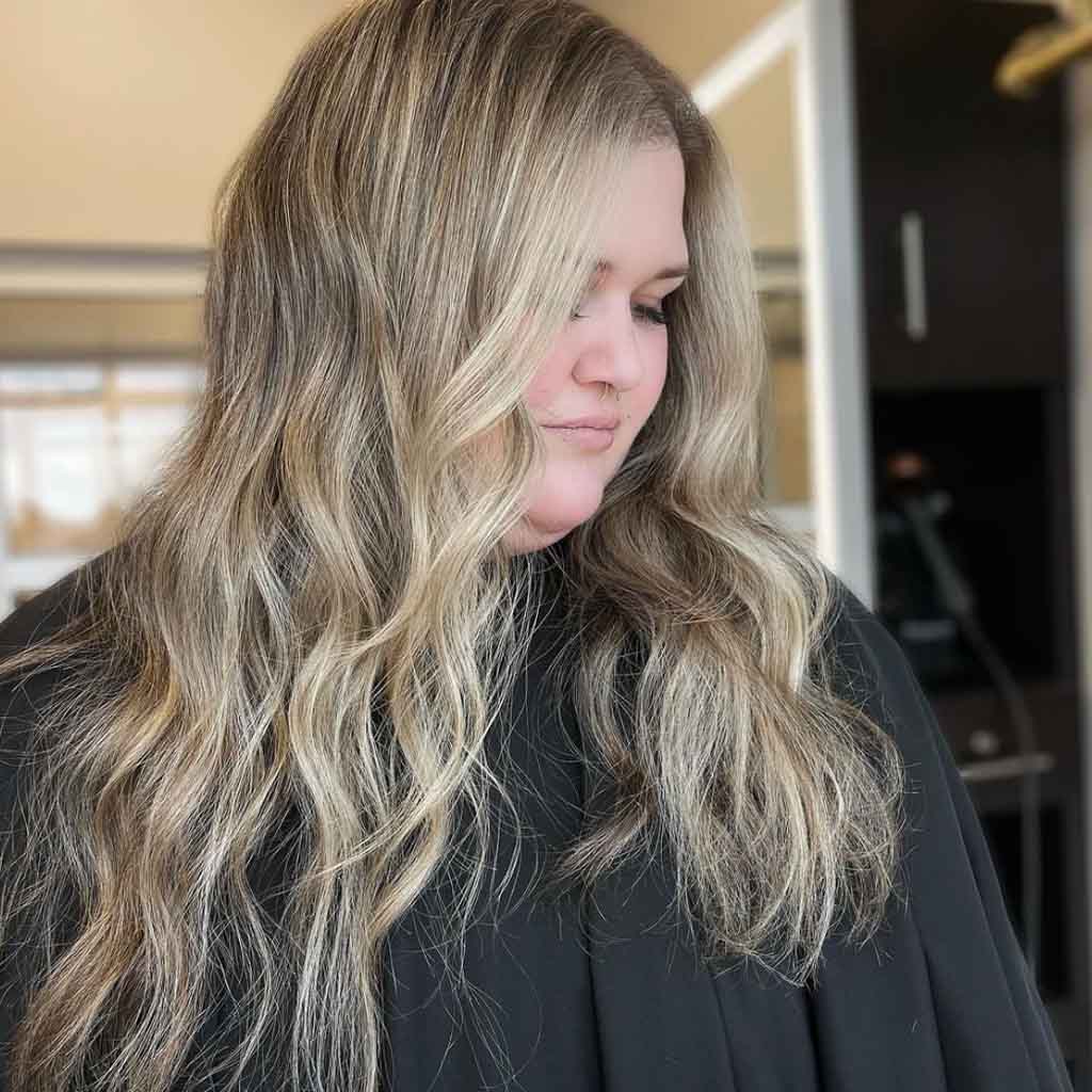 Sandy Blonde Tousled Wavy Hair