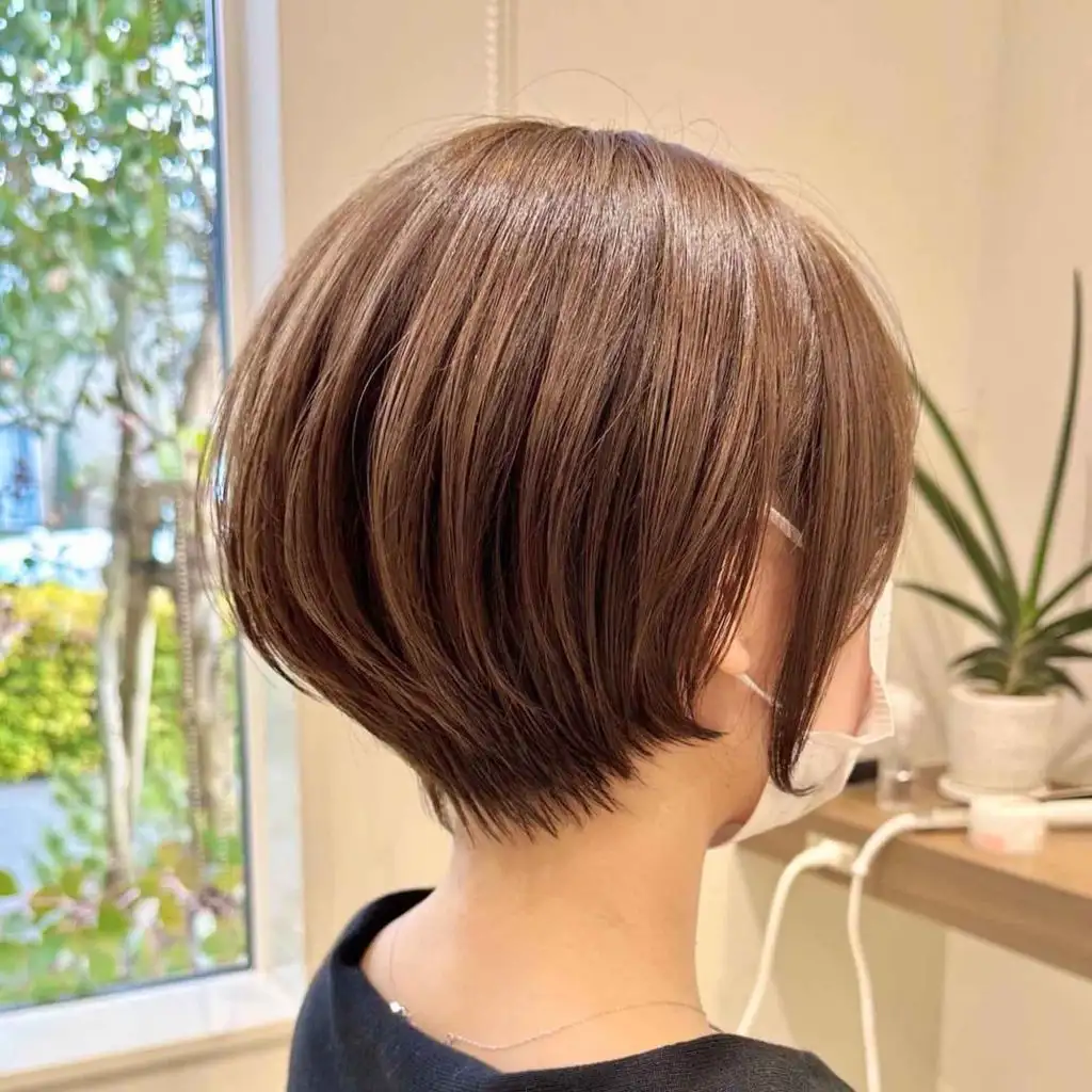 Short Bob Cut on Brown Hair