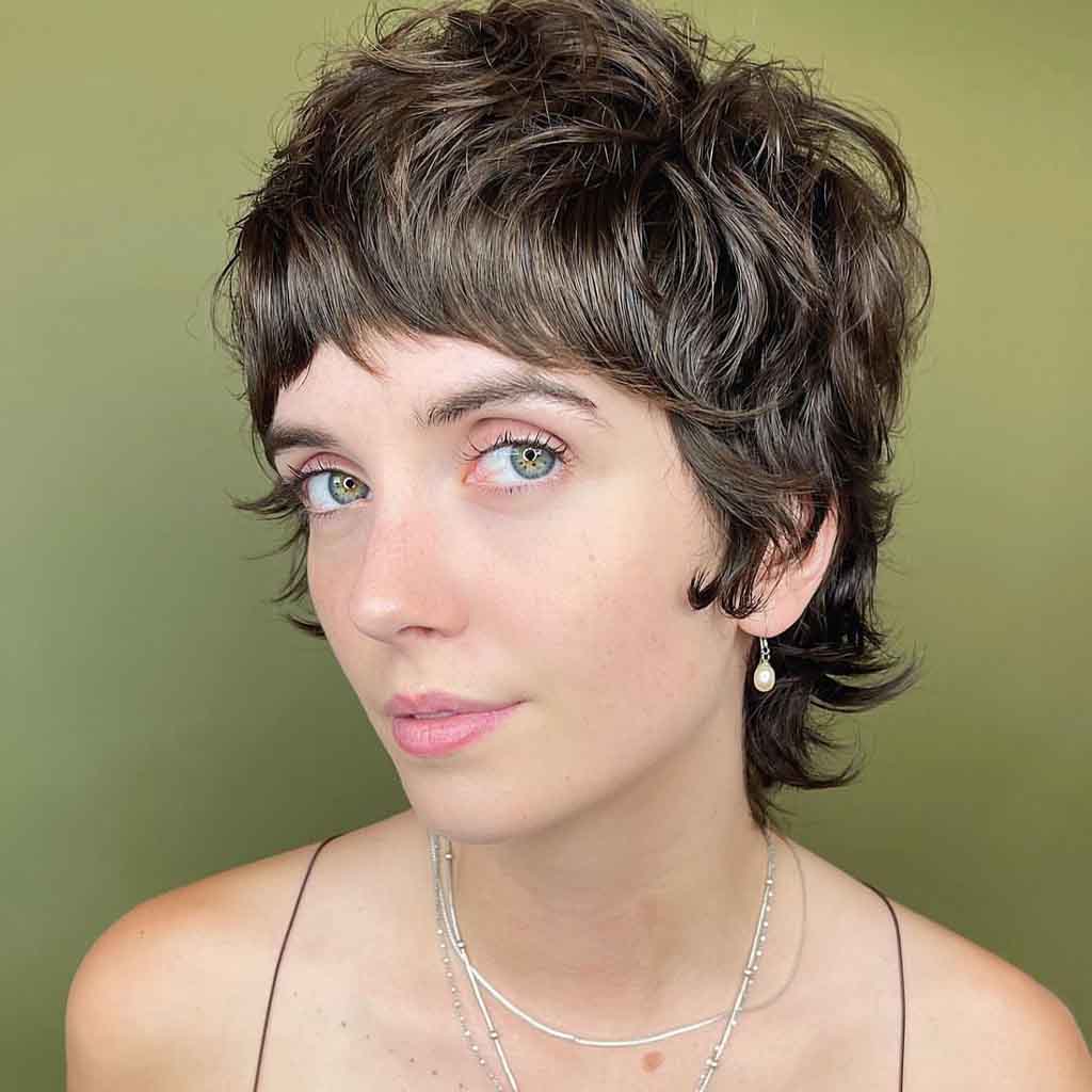 Wavy Shear Cut Shag With Choppy Bangs