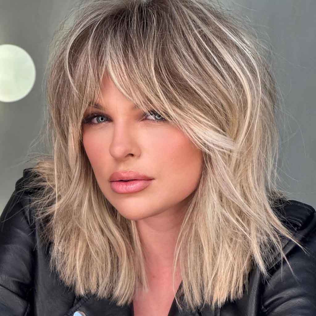 Blonde Shaggy Medium Cut