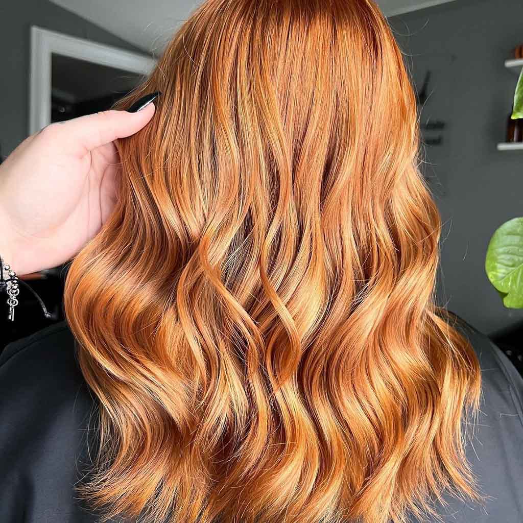 Copper Blonde Wavy Hair