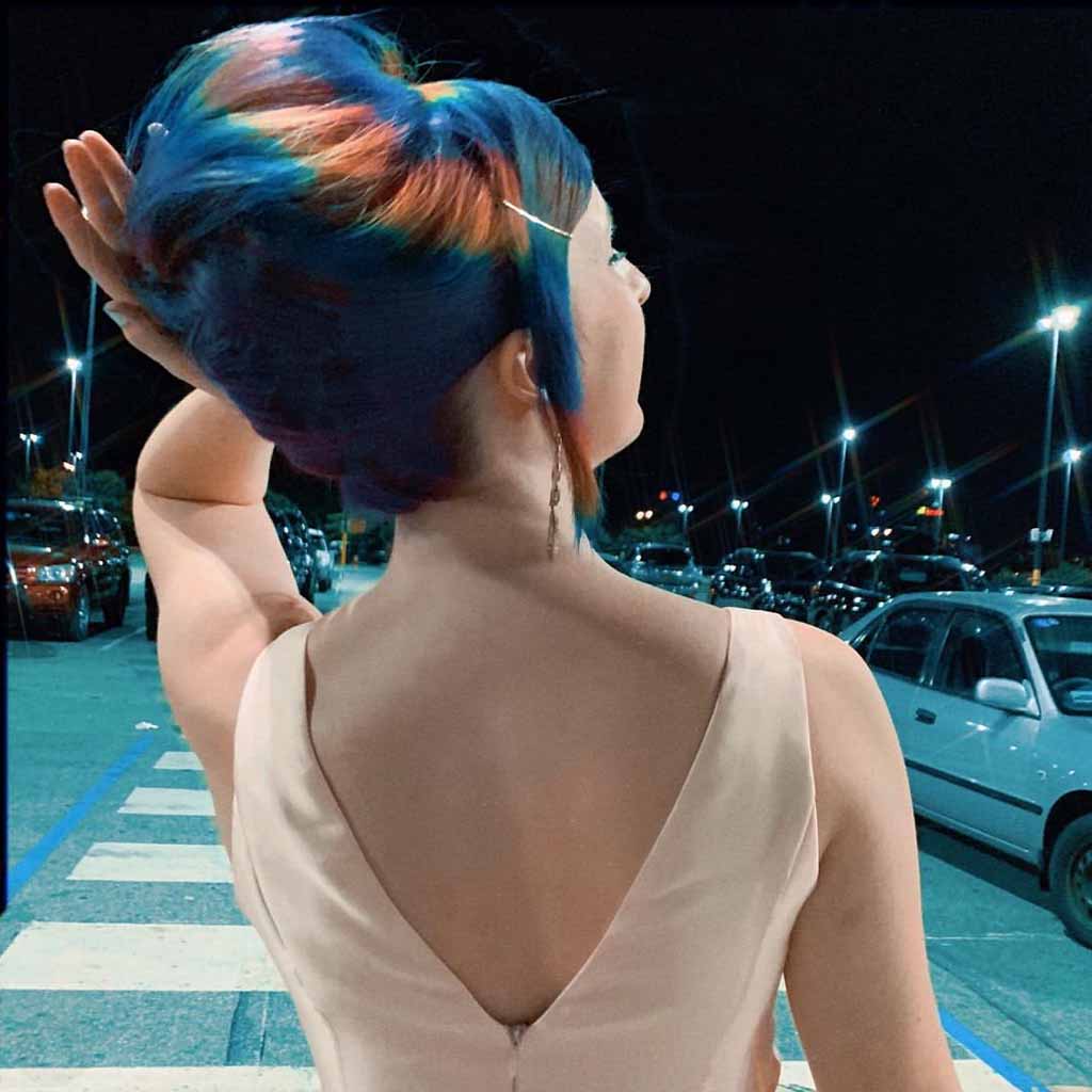 Holographic Beehive Hair