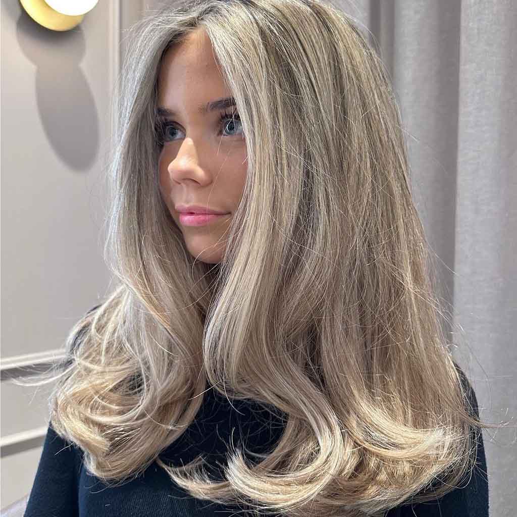 Blonde Balayage Mob Wife Hair With Face Framing Layers