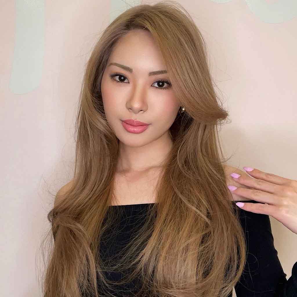 Side-Parted Long Light Brown Mob Wife Hair