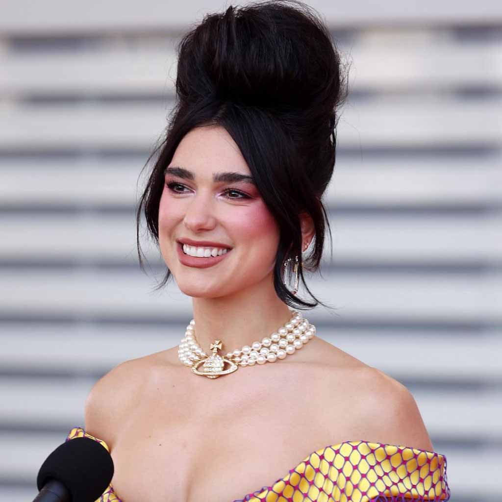 Modern Beehive Hairstyle