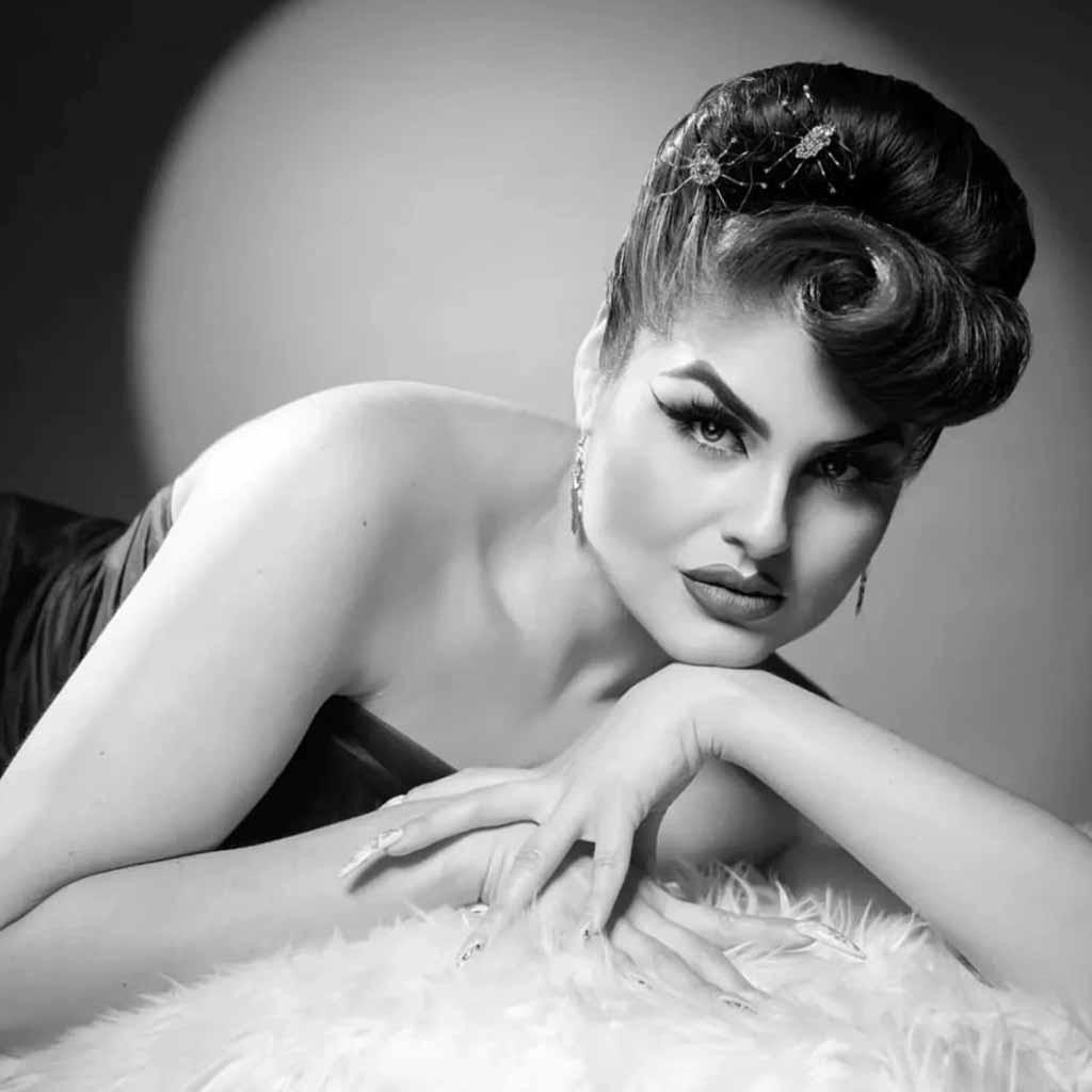 Old Hollywood Updo With Bumper Bangs