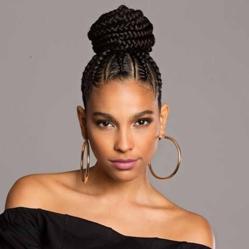 Goddess Black Bun