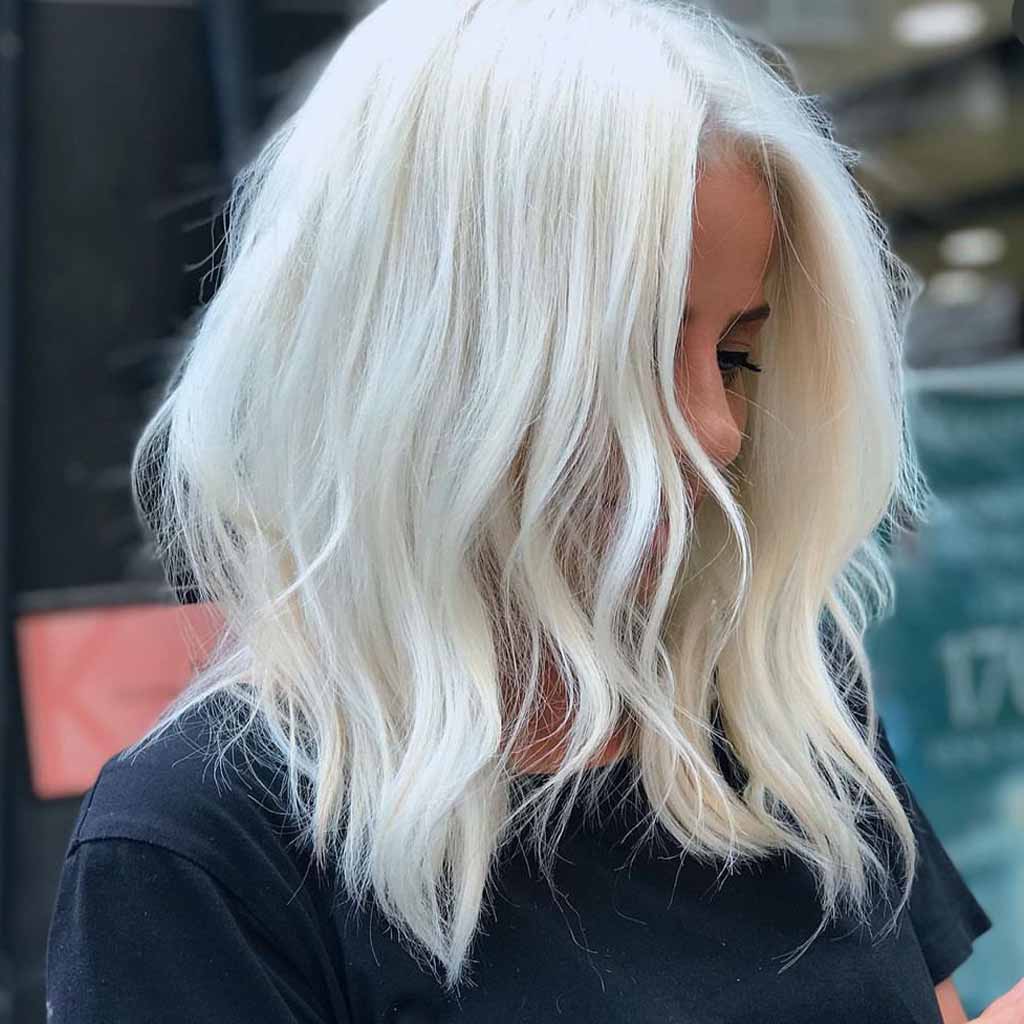 Outgrown White Wavy Bob
