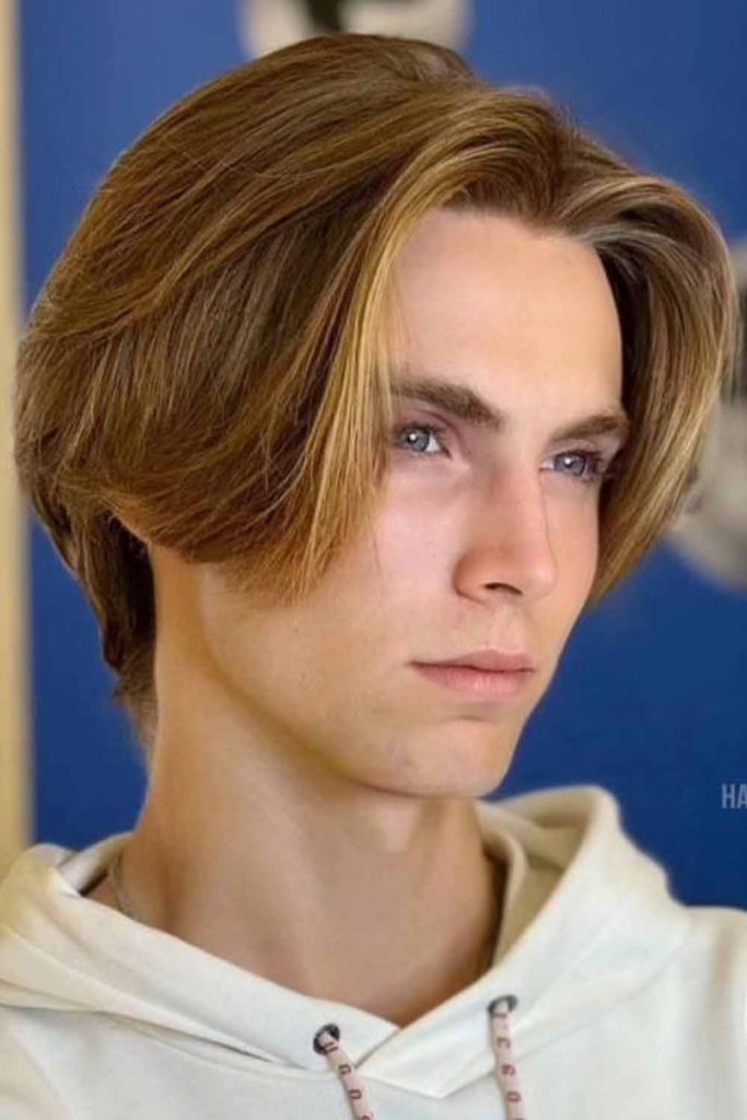 Modern Middle-Part Flow