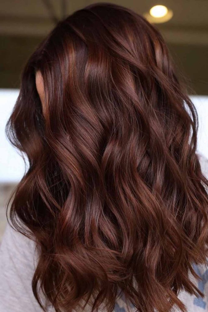 Chestnut Brown Long Wavy Hair