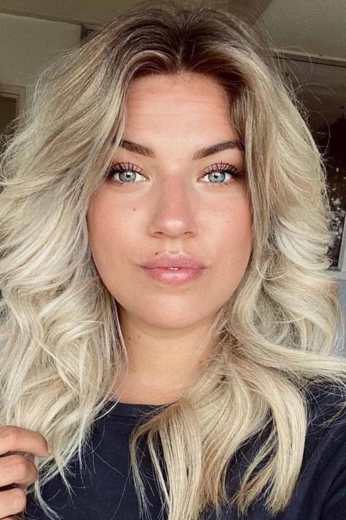 Ice Blonde Fluffy Layered Cut