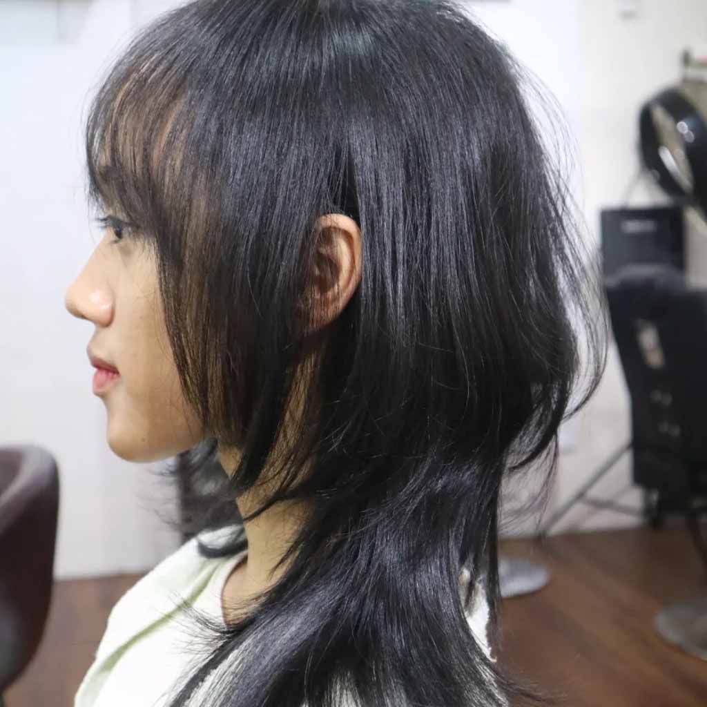 Korean Mullet Wolf Cut With Choppy Bangs