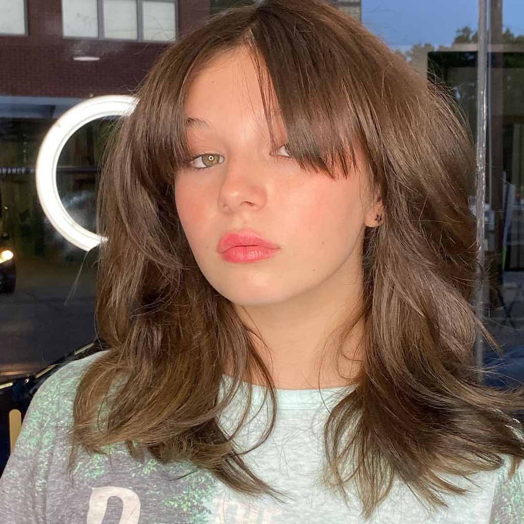 Brown Mullet Wolf Cut With Parted Bangs