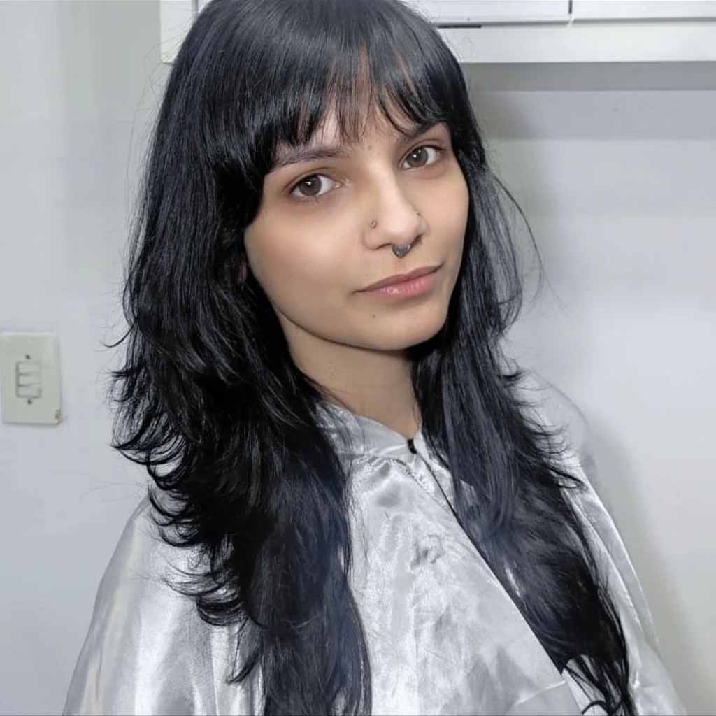 Long Mullet Wolf Cut With Wavy Ends and Choppy Bangs