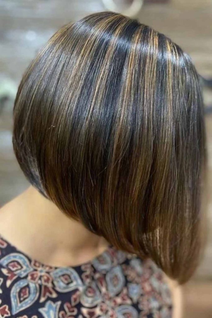 Beige Blonde Highlights with Stacked Bob