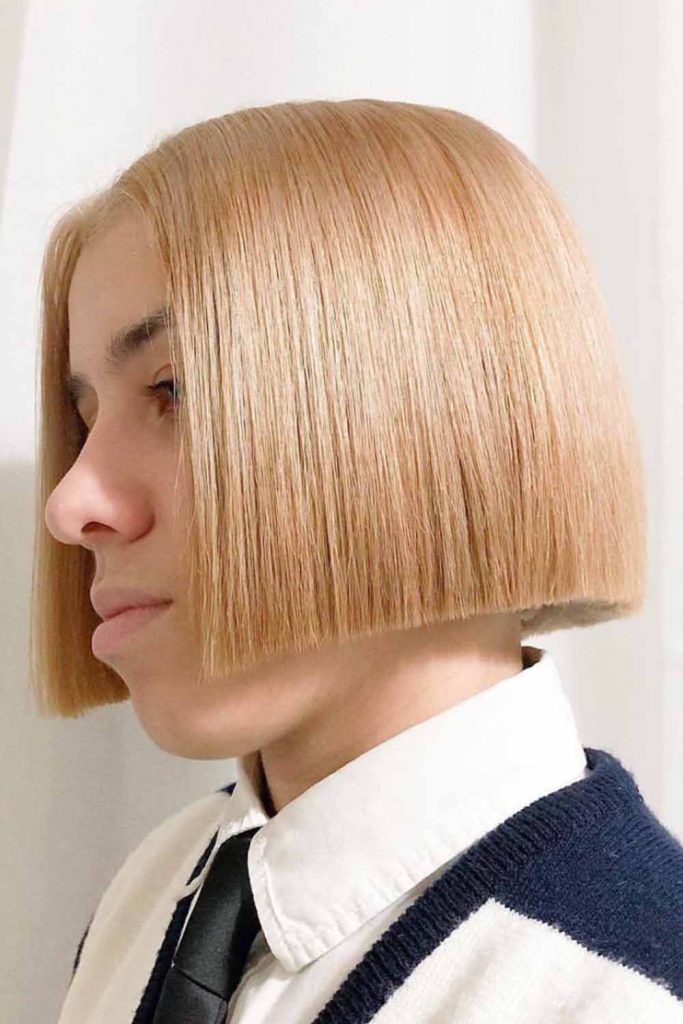 Sharp Blonde Anime Bob