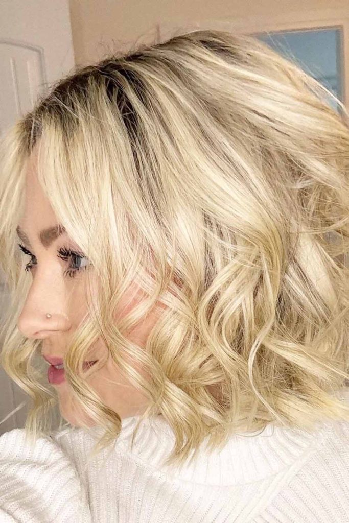 Short Blonde Wavy Bob Hair
